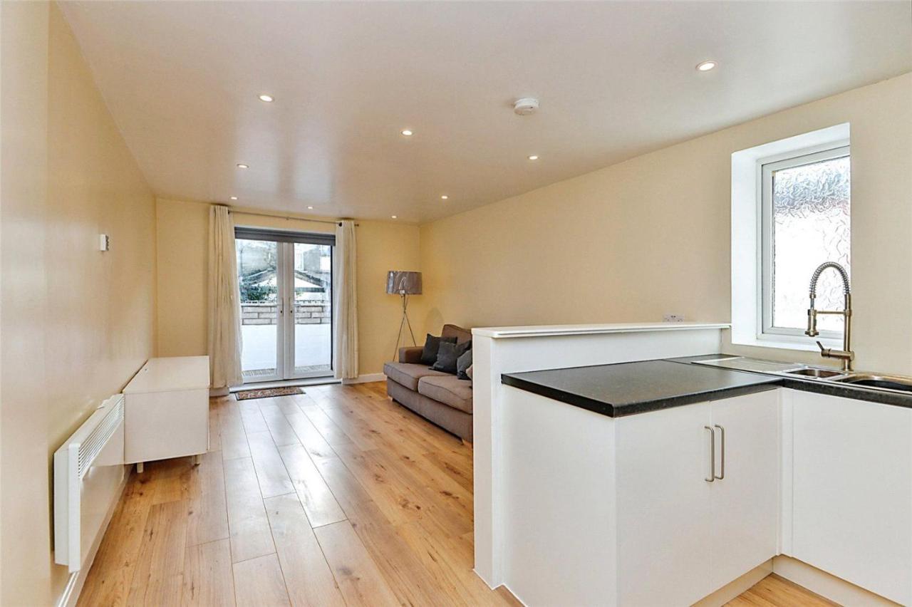Beautiful Townhouse In Morecambe Exteriör bild
